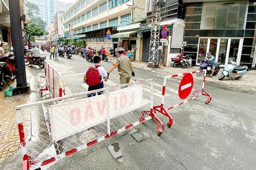 Đảm bảo an toàn giao thông cho học sinh