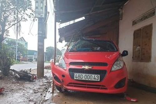 Kỷ luật cán bộ Công an lái xe gây tai nạn chết người