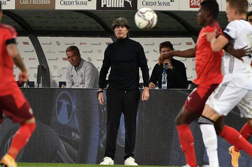 Joachim Löw: Các cầu thủ không phát huy hết khả năng của mình