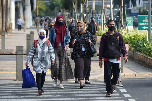 Giảm phát do COVID-19 đẩy Indonesia đến bờ vực suy thoái kinh tế
