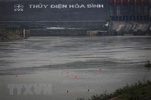 Xuống tắm không mặc áo phao, học sinh lớp 11 đuối nước trên sông Đà