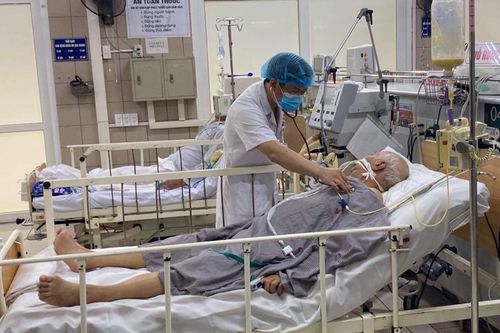 Cách phát hiện người bị ngộ độc thực phẩm có botulinum