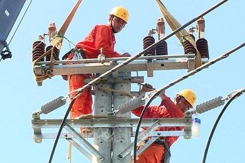 Bộ Công Thương đưa ra loạt giải pháp giúp đủ điện 5 năm tới