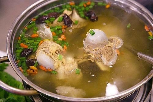 Muốn phòng ngừa loãng xương, hãy ăn ngay hai món này
