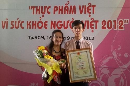 Bà chủ danh trà Làn Hương Văn Hương: Người lưu hương hoa vào hồn trà B'lao
