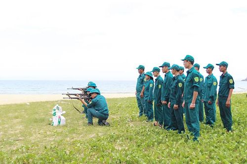 Vạn Ninh: Chú trọng phát triển đảng viên trong dân quân