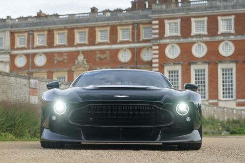 Siêu xe 'quái vật' độc nhất thế giới Aston Martin Victor sắp ra mắt