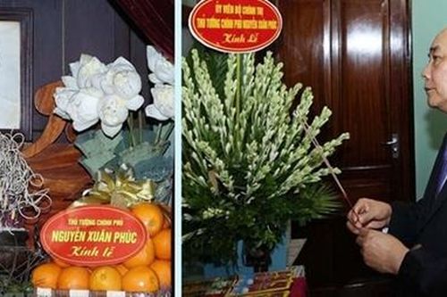 Thủ tướng Nguyễn Xuân Phúc dâng hương tưởng niệm Bác Hồ tại Di tích Nhà 67