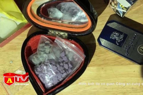 Cất giấu ma túy tinh vi trong cốp xe máy vẫn bị công an phát hiện