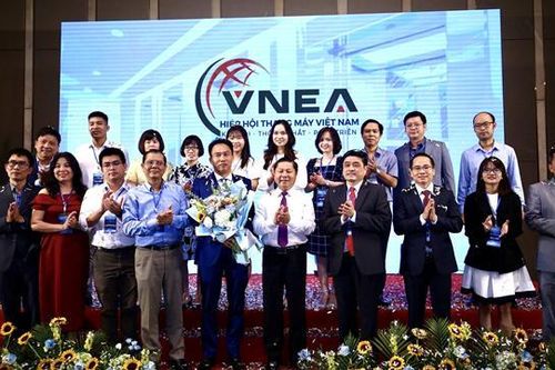 Lần đầu tiên ra mắt Hiệp hội thang máy Việt Nam