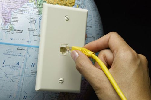 2 nhà mạng Singapore bị phạt gần 450.000 USD vì để Internet gián đoạn