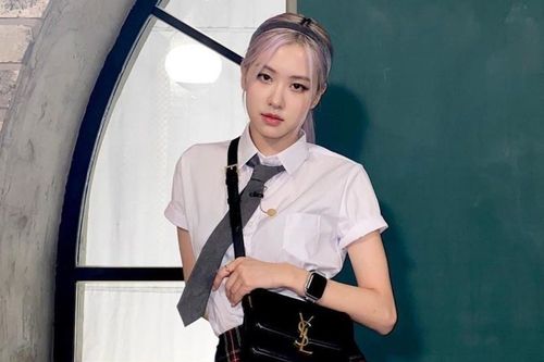Mỹ nhân Hàn Quốc theo mốt mặc đồng phục học sinh