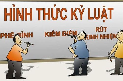 Để doanh nghiệp khai thác đất trái phép, chủ tịch xã chỉ bị kiểm điểm rút kinh nghiệm