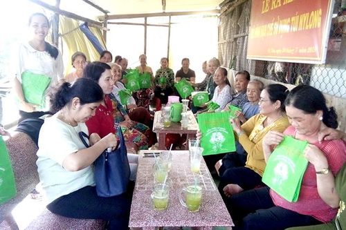 Chung tay tuyên truyền công tác dân số - kế hoạch hóa gia đình