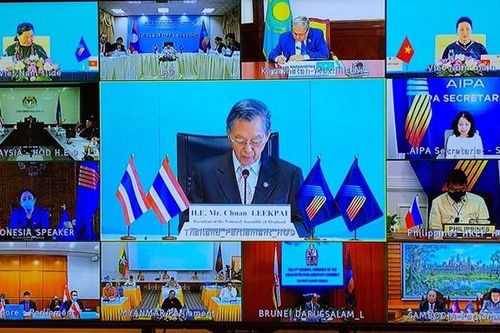 Xây dựng Cộng đồng ASEAN vững mạnh, đoàn kết và tự cường