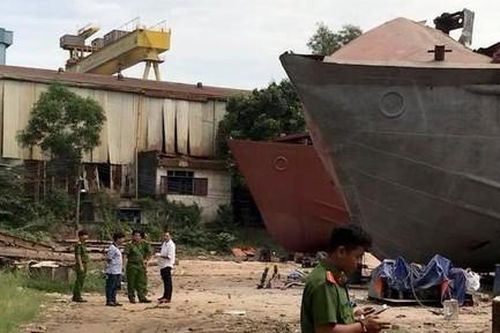 Nổ lớn tại cơ sở đóng tàu, 1 người bị hất văng 20 mét, tử vong