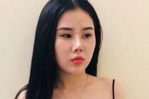 Hotgirl môi giới bán dâm giá 4 triệu đồng/lượt