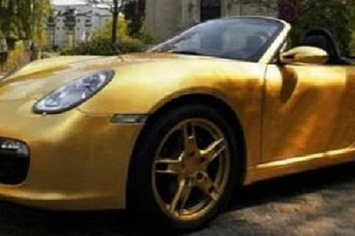 Số phận bí ẩn của Porsche Boxter mạ vàng đầu tiên trên thế giới