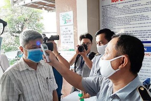 Bệnh viện ở TP.HCM sẽ phải tạm đóng cửa nếu lơ là chống dịch COVID-19
