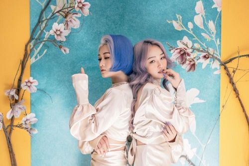 Hai nữ streamer đình đám Hoa Nhật Huỳnh và Hảo Thỏ tung bộ ảnh 'tình bể bình'