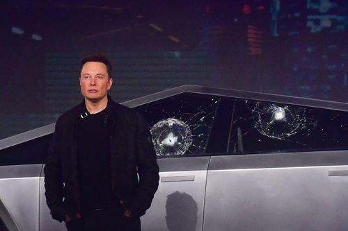 Tài sản của Elon Musk bay hơi 16 tỷ USD trong một ngày