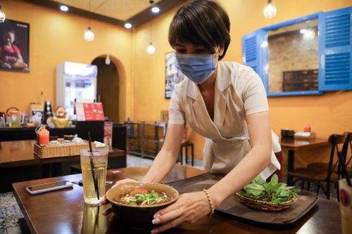 'Muốn dùng món ngon, tôi chọn đến quán thay vì đặt qua app'