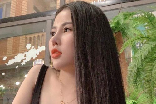Tú bà 23 tuổi môi giới bán dâm thế nào?