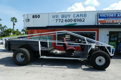 Bản sao Tesla Cybertruck được bán đấu giá