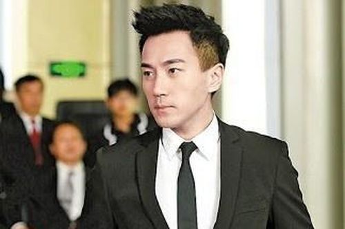 Lưu Khải Uy tái xuất với kịch nói tại Trung Quốc