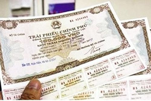 Nhu cầu trái phiếu kỳ hạn 5 năm tăng vọt