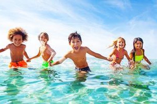 Dạy bơi trẻ em và những điều cần biết