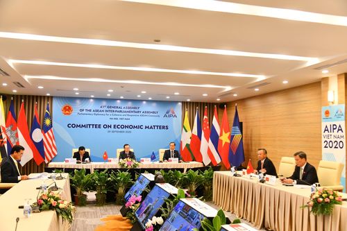 Liên kết kinh tế và triển khai các hoạt động kinh tế số là đòn bẩy cho phục hồi và tăng trưởng