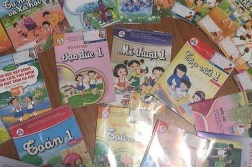 Tranh luận về bộ sách giáo khoa lớp 1: Xã hội hóa dưới 'bàn tay' quản lý Nhà nước?