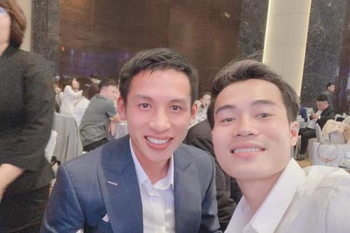 Tiền vệ Hùng Dũng mời khéo Văn Toàn về thi đấu cho Hà Nội FC