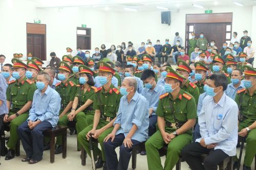 Xét xử vụ Đồng Tâm: Đề nghị 2 án tử hình, chuyển tội nhẹ hơn cho 19 người