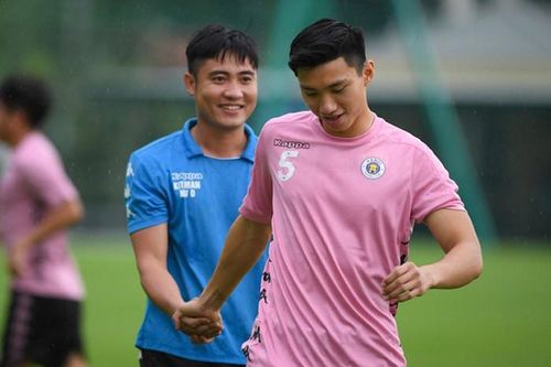 Hà Nội nhận tin sốc từ Đoàn Văn Hậu