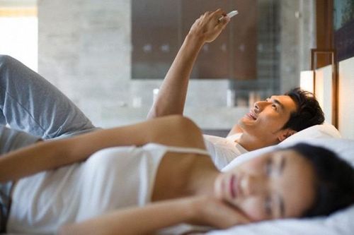 Chồng ngang nhiên giới thiệu vợ hai kèm yêu cầu 'chẳng giống ai' ngay giữa nhà