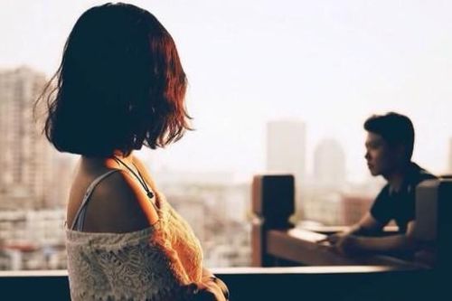 Lời tuyên bố động trời của chồng và hành động tồi tệ không thể tha thứ