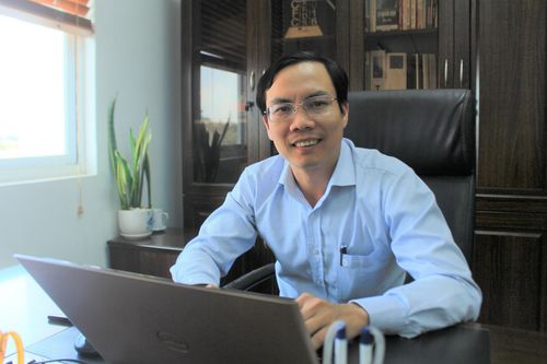 Tình yêu và sự dấn thân với Đạm Cà Mau!