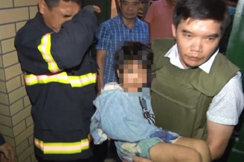 Bắt người cha bạo hành dã man con gái ruột 6 tuổi ở Bắc Ninh