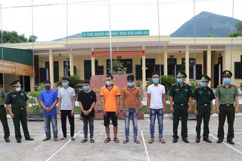 Ngăn chặn kịp thời 16 người sắp vượt biên sang Trung Quốc