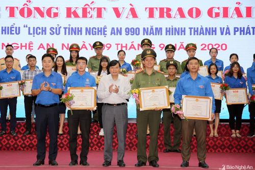 3 tập thể, 66 cá nhân đạt giải Cuộc thi 'Lịch sử tỉnh Nghệ An 990 năm hình thành và phát triển'