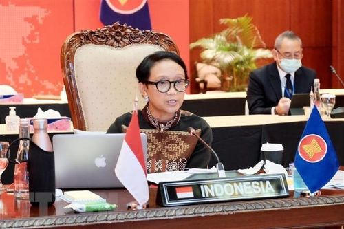 Ngoại trưởng Indonesia nhấn mạnh hợp tác y tế, phục hồi kinh tế