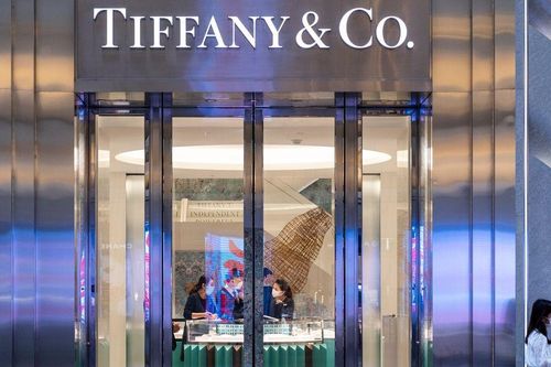 'Đại gia' hàng hiệu LVMH rút khỏi thương vụ mua lại Tiffany