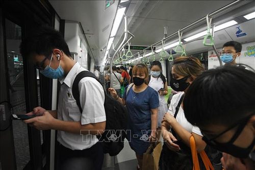 Singapore phát miễn phí thiết bị truy vết nguồn lây COVID-19