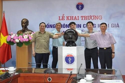 Bộ Y tế công khai giá bán, tiến tới công khai giá trúng thầu các sản phẩm y tế