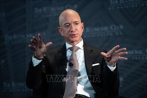 Jeff Bezos dẫn đầu danh sách 'giới nhà giàu' của Forbes năm thứ ba liên tiếp