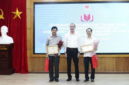 Phát động cuộc thi viết về kỷ niệm với thầy cô và mái trường