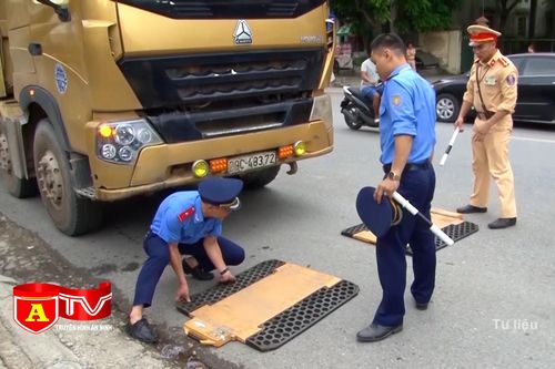 Xử phạt hơn 1.200 xe vi phạm tải trọng trong tháng 8