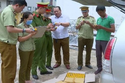 Thanh Hóa: Phát hiện hơn 5.000 lọ thuốc bảo vệ thực vật không rõ nguồn gốc